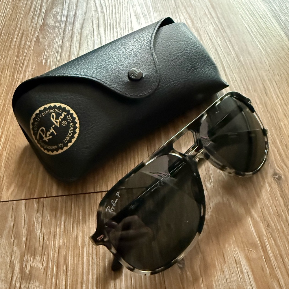 Ray-Ban Black Sunglasses with Case